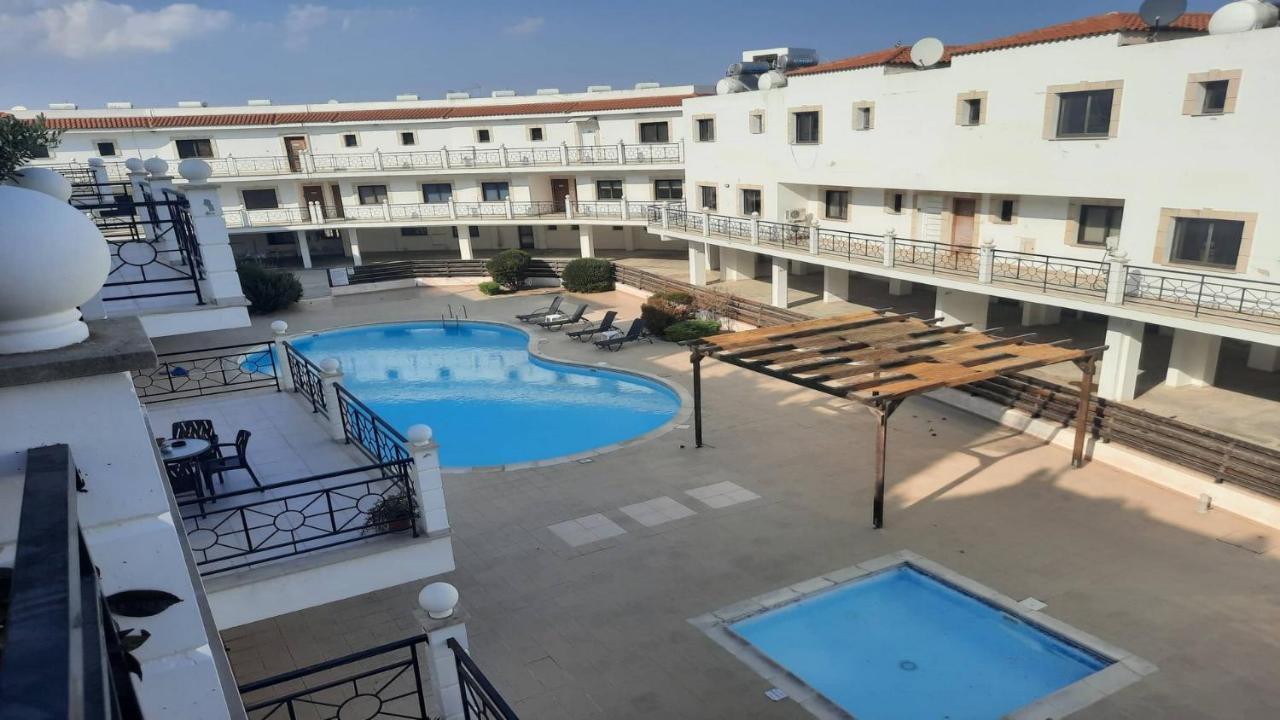 Paramount Gardens Resorts C202 Lárnaka Kültér fotó