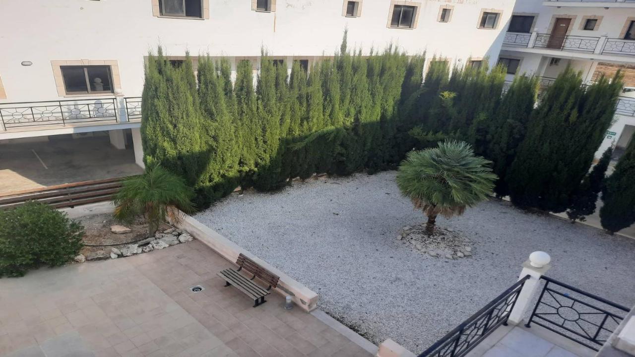 Paramount Gardens Resorts C202 Lárnaka Kültér fotó